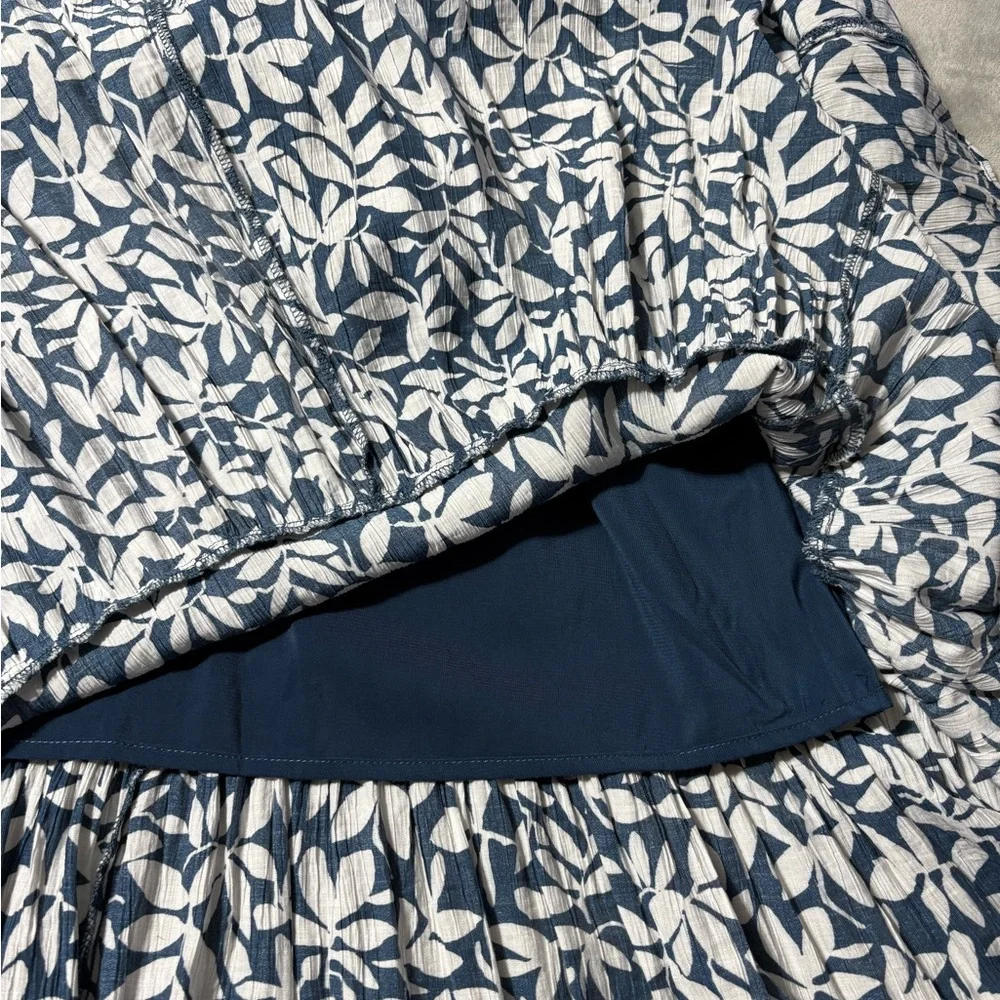 Abercrombie&Fitch NavyWhite Floral RuffleStrap SmockedMaxi DressCottage CoreSz L